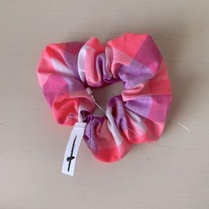 NWT American Eagle plaid pink and purple jumbo scrunchie